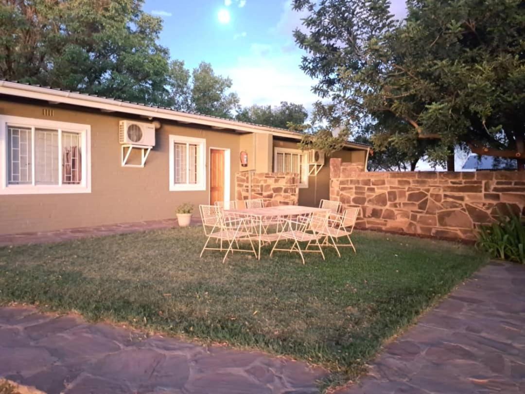 מריינטל Koha Guesthouse מראה חיצוני תמונה